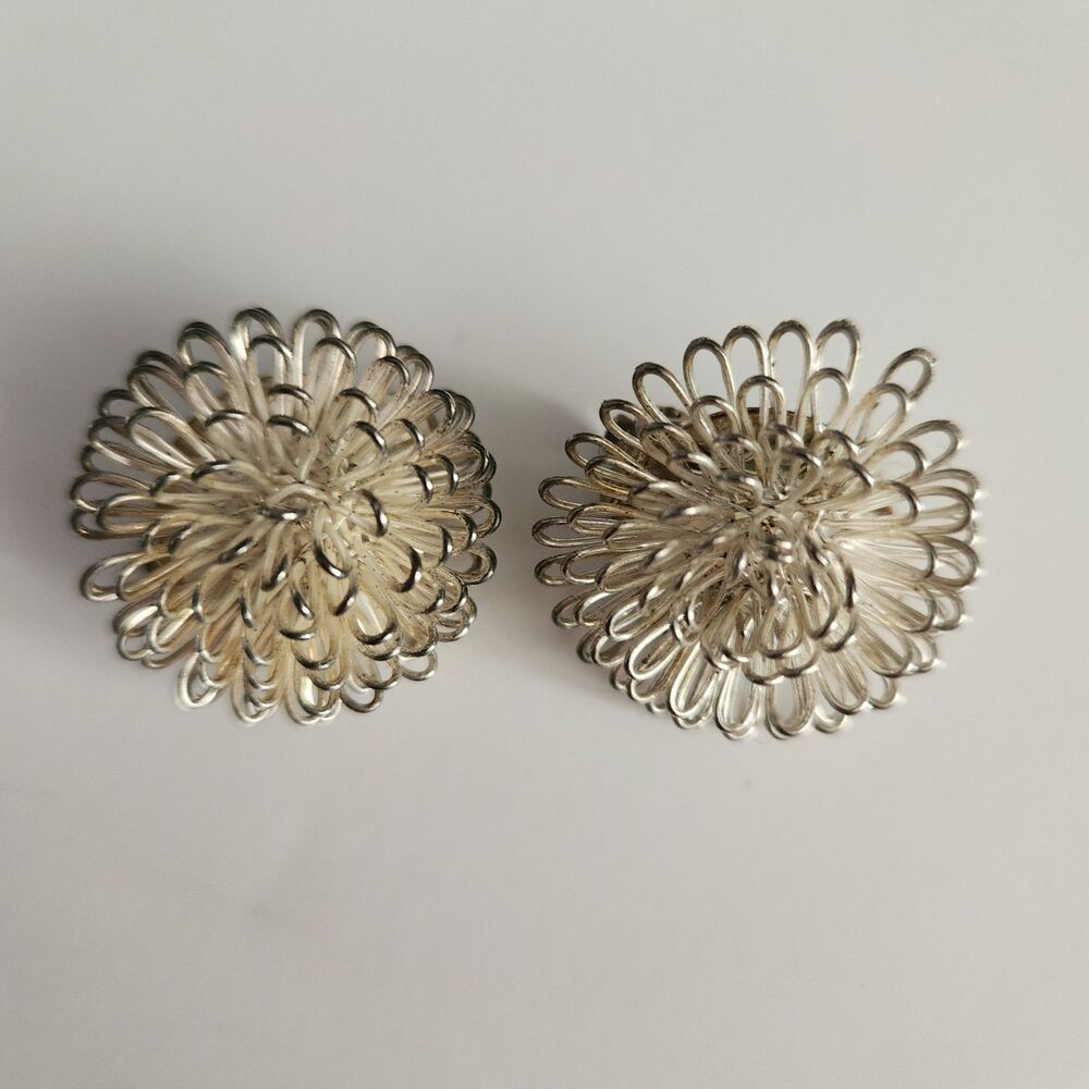VINTAGE Silver Tone Metal Hairpin Clip On Earrings